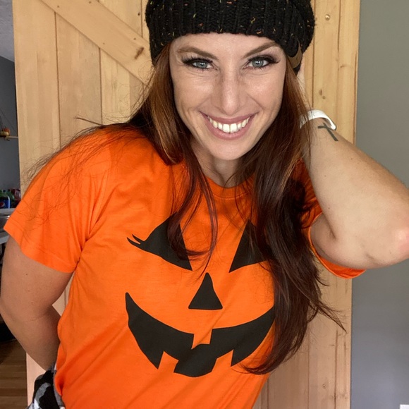 Meet your Posher, Courtney - Picture 6 of 6